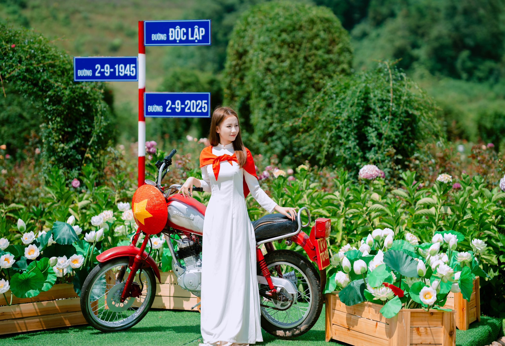 Fansipan Sapa rực rỡ cờ hoa tự hào ngày Quốc Khánh 2/9